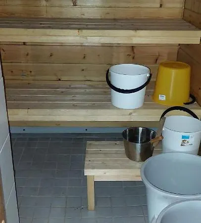 Pikkumoekki Lintukoto